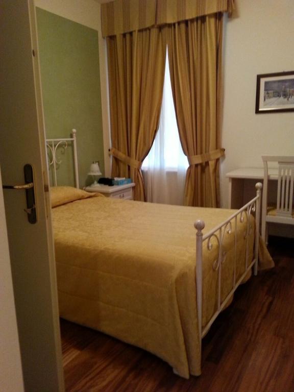 Hotel Ristorante Ruatta San Maurizio Pokój zdjęcie